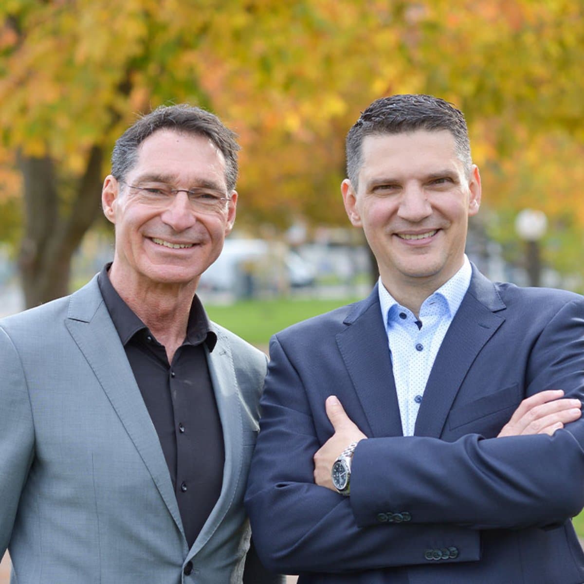 Die MSK-Geschäftsführer Thomas Breuling und Heiko Hartmann im Freien